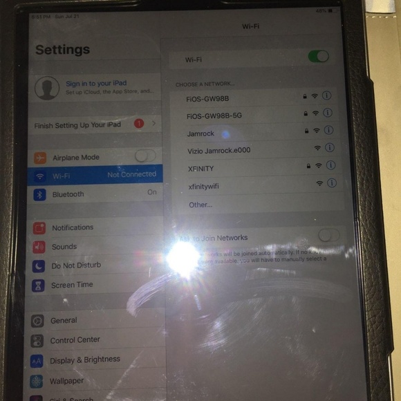 iPad 5 generation - Picture 1 of 3